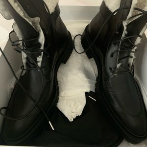 Givenchy Aviator boots with fur